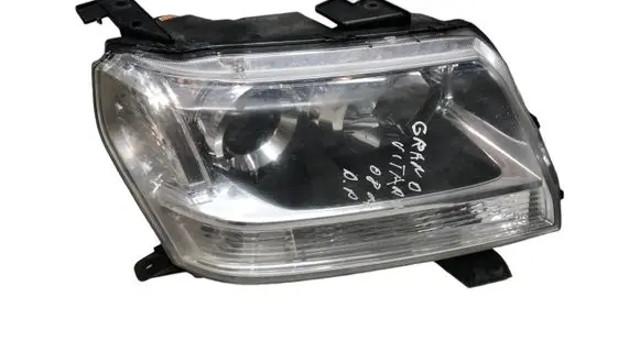 Suzuki Grand Vitara II Headlight/headlamp 10059088 10059070