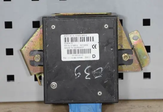 BMW 5 E39 Voice control module 844169059659 6905965 019914