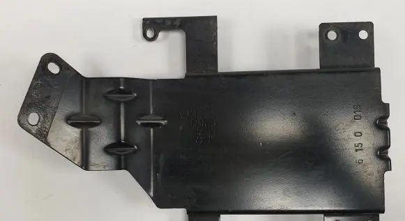 Porsche Cayenne (92A) Engine control unit holder 7P0907645A