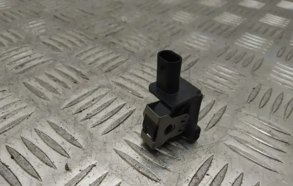 BMW 5 F10 F11 Airbag deployment crash/impact sensor 9224177 65779224177