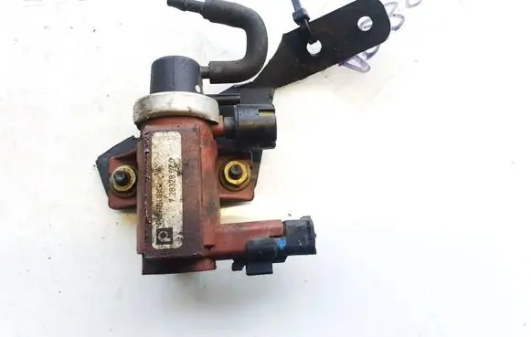 Volvo V50 Turbo solenoid valve 928328070 6116300