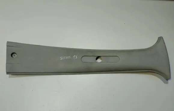 (B) pillar trim (bottom)
