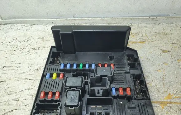 Nissan Qashqai Comfort/convenience module 284B7JD02A
