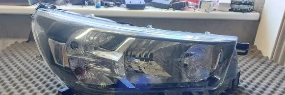 Toyota Hilux (AN120, AN130) Headlight/headlamp 811100KK60 1EJ923364040