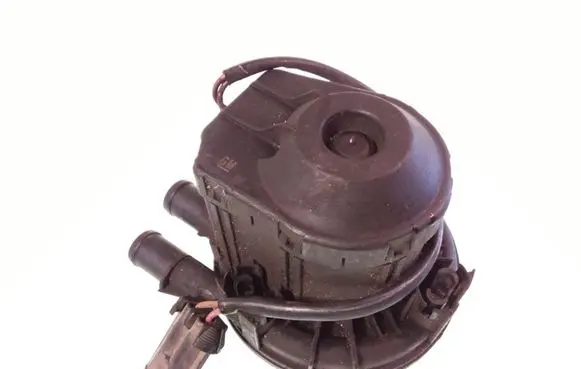 Opel Tigra A Secondary air pump 90470419