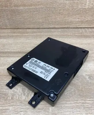 Volkswagen PASSAT B7 Bluetooth control unit module 7P6035730B