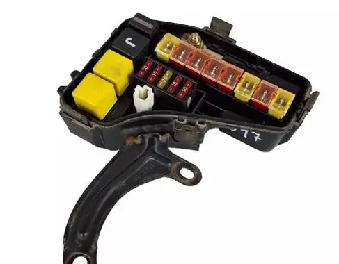 Volvo S70 V70 V70 XC Fuse box set 9128576