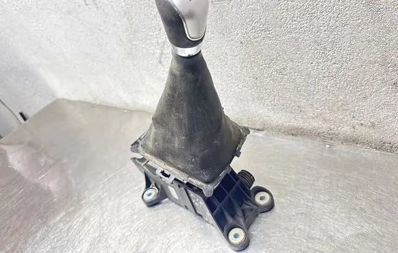 Ford Fiesta Gear shifter/selector 8A6R7C453MAB