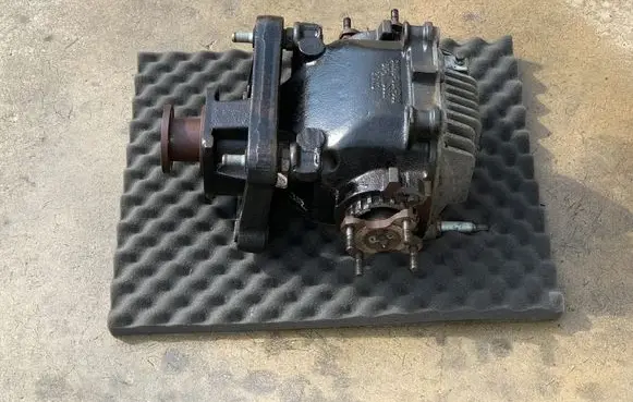Jaguar XK8 - XKR Rear differential NJF5700AA R3061