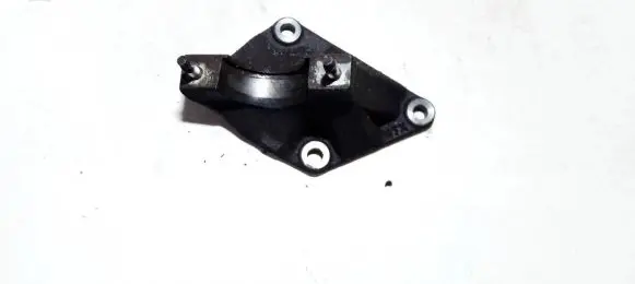 Ford Mondeo MK IV Engine mounting bracket 1s7w3k305ab
