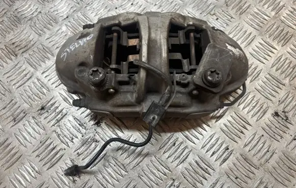 Alfa Romeo Stelvio Front brake caliper