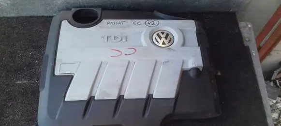 Volkswagen PASSAT CC Engine cover (trim) 03L103925AM