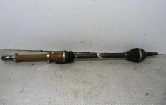 Renault Clio IV Front driveshaft