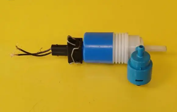 Seat Alhambra (Mk1) Windscreen/windshield washer pump
