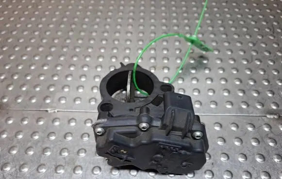 BMW 4 G22 G23 G24 G26 Throttle body valve S27705894 8512452