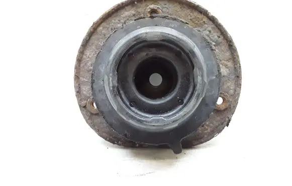 Volvo V70 Front upper strut mount 