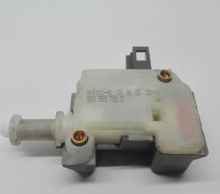Volkswagen Touareg I Fuel tank cap lock 3B0959781D
