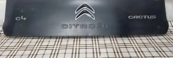 Citroen C4 Cactus Tailgate trim