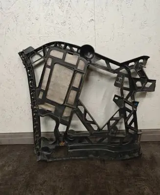 Mercedes-Benz GL X166 Bumper support mounting bracket corner A1668800312