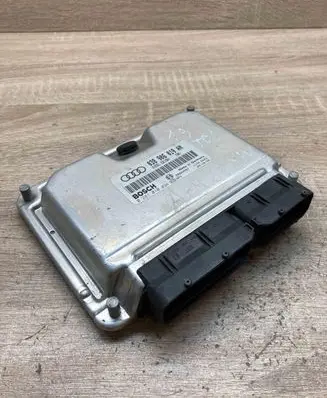 Audi A4 S4 B5 8D Engine control unit/module ECU 038906019AN 0281010094