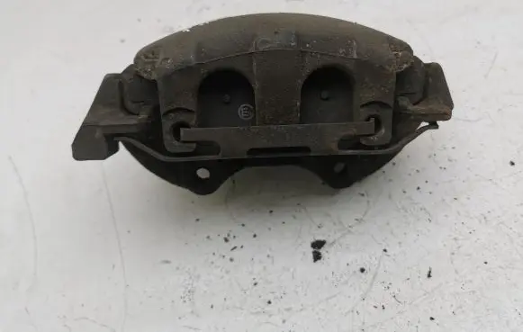 Mercedes-Benz ML W164 Front brake caliper