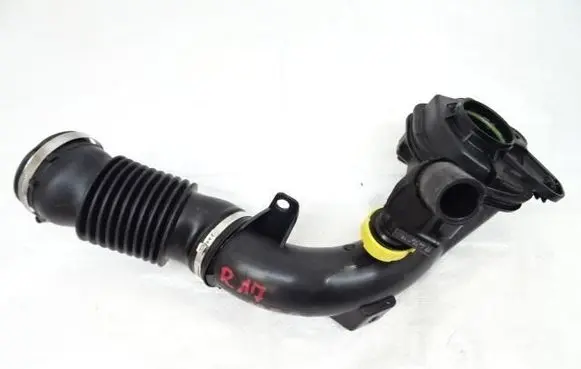 Citroen DS5 Air intake duct part 9868596461