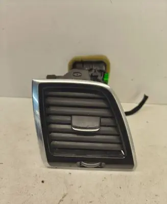 Volvo XC90 Dashboard side air vent grill/cover trim 31363709