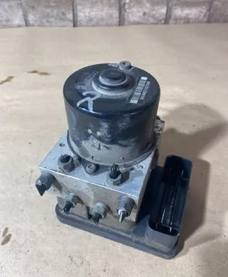 Ford Focus ABS Pump 3M512C405HA 10020601724 722924311059