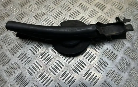 BMW 1 F20 F21 Engine compartment rubber 7307863 51767307863
