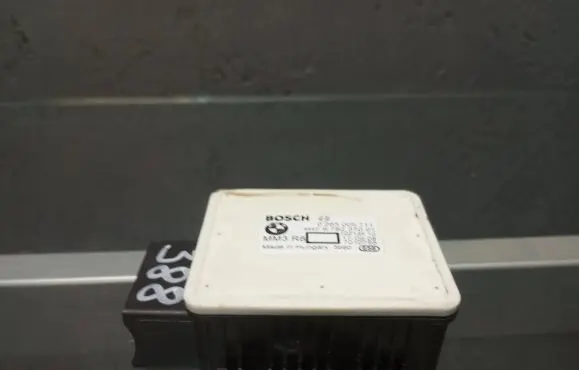 BMW 5 E60 E61 ESP acceleration yaw rate sensor 0265005711 6782370 7010795