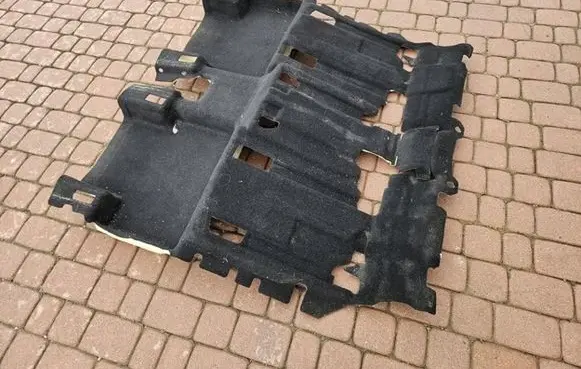 Opel Meriva B Rear floor carpet liner 13414856