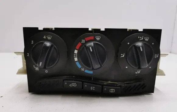 Mercedes-Benz A W168 Climate control unit 1688300485