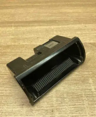 Infiniti G35 Car ashtray 68800AL800 K66611AL800