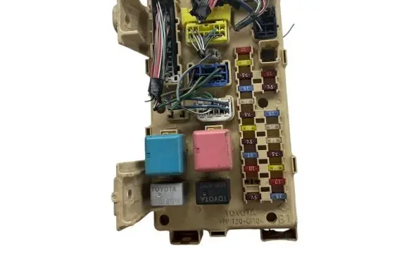 Toyota Avensis T250 Fuse box set 8264105040A 3271809928 07071114371002