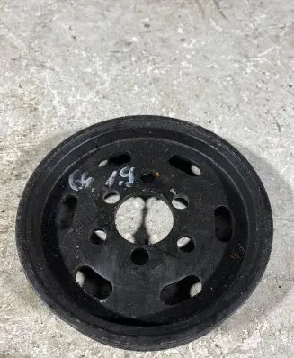 Volkswagen Golf IV Power steering pump pulley 038145255b