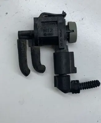 Volkswagen Golf IV Turbo solenoid valve 1J0906283C