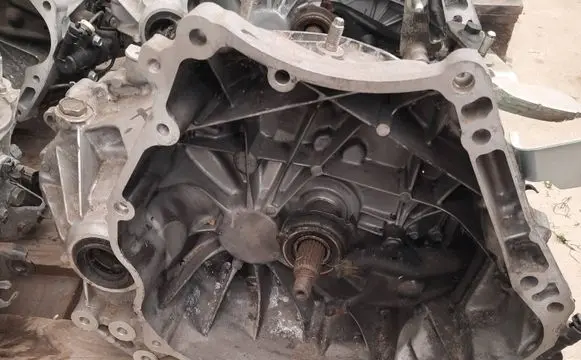 Mazda CX-3 Manual 6 speed gearbox 113703