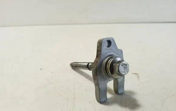 Nissan X-Trail T32 Fuel Injector clamp holder