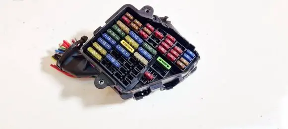 Audi A4 S4 B5 8D Fuse box set 4656851