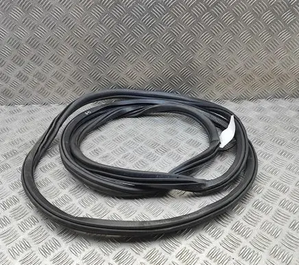 Volkswagen Multivan T7 Rubber seal rear door 7T0843791D