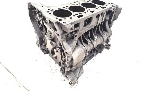 BMW 3 F30 F35 F31 Engine block N47D20C
