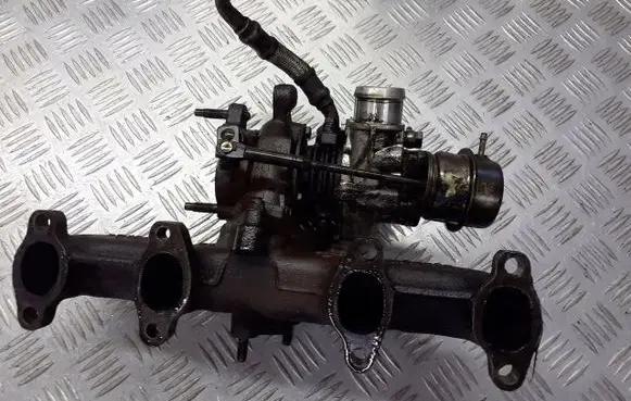 Skoda Octavia Mk1 (1U) Turbo 038145701A