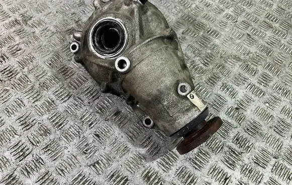 BMW 4 F36 Gran coupe Front differential 7578157 A8203256