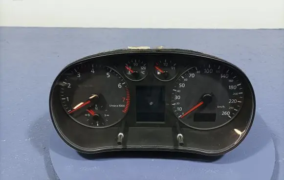 Audi A3 S3 8L Speedometer (instrument cluster) 8L0919880E