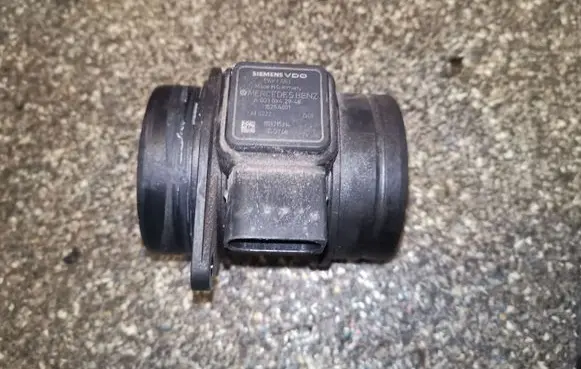 Mercedes-Benz A W169 Mass air flow meter A0000942948