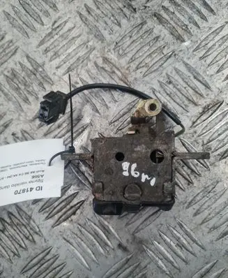 Audi A6 S6 C4 4A Engine bonnet/hood lock/catch