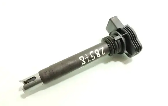 Volkswagen Scirocco High voltage ignition coil 06H905115 0221604109