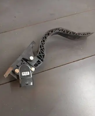 Hyundai H-1, Starex, Satellite Accelerator throttle pedal 351904X600