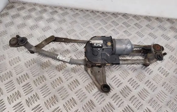 Skoda Superb B6 (3T) Front wiper linkage and motor 3T1955023 3T1955119