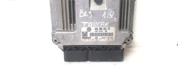 Volkswagen Touran I Engine control unit/module 03G906021FE